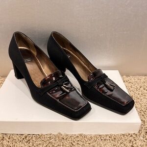 Stuart Weitzman Black Suede & Tortoise Tassel Loafer Pumps, Sz 6